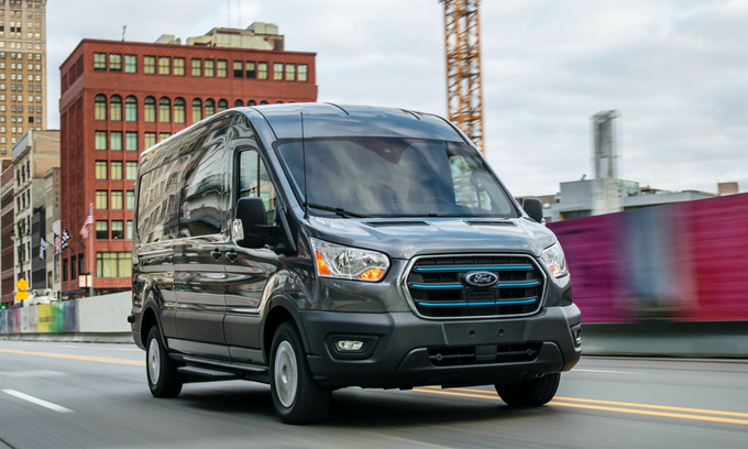 Ford E-Transit – xe van điện có thể chạy được quãng đường khoảng 203km/sạc