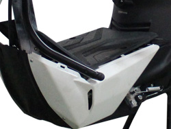 Để chân Xe máy điện Espero Vespa được thiết kế rộng rãi va có khoảng các phù hợp