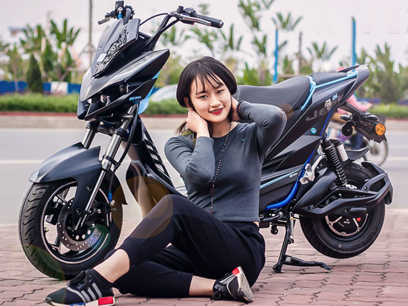 Ắc quy xe máy điện Dk Jeek