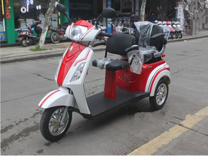 Bán xe điện 3 bánh 2 chỗ ngồi tại Hòa Bình