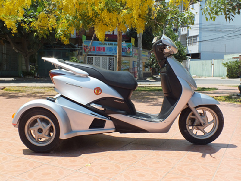Bán xe điện 3 bánh 2 chỗ ngồi tại Phú Yên