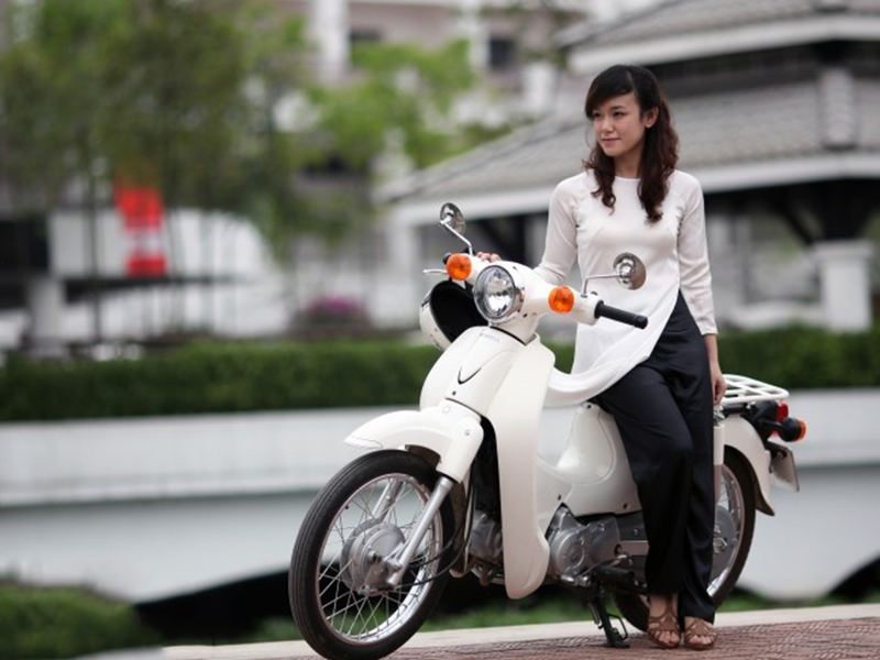Bảng giá xe máy điện hãng Yahaha