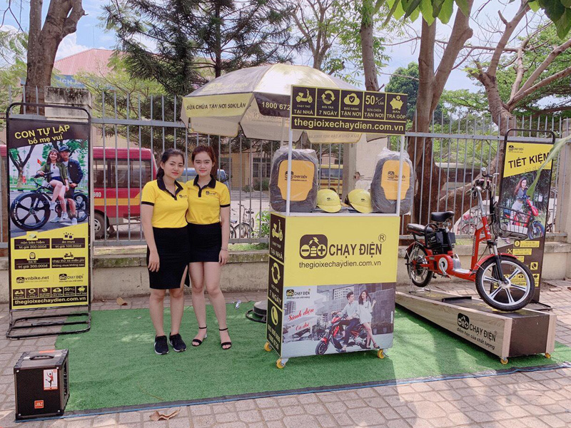 Biệt đội bán xe điện tại trường học của Thế Giới Xe Chạy Điện gây bão vì độ nhiệt tình, chuyên nghiệp