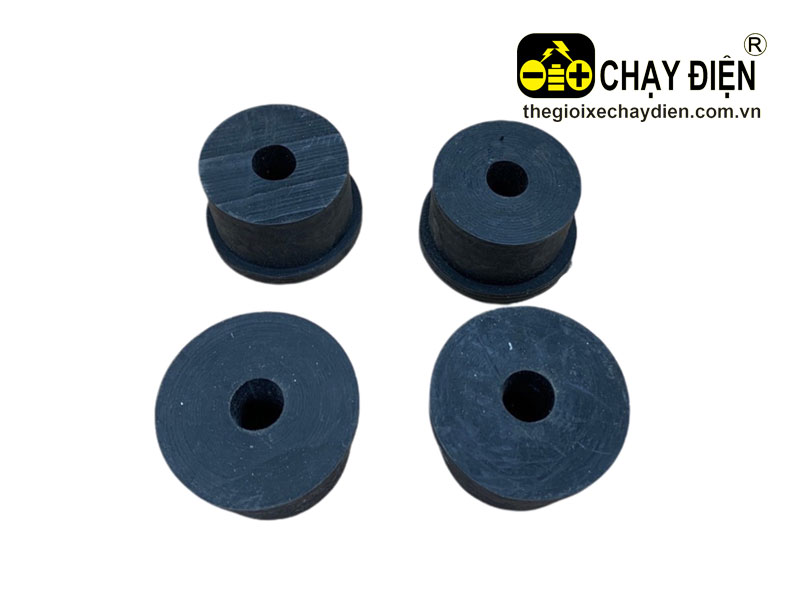 Cao su nhíp xe 3 bánh chở hàng