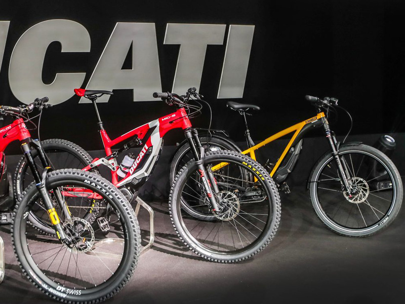 Chưa có xe máy điện như tuyên bố, Ducati lại trình làng những chiếc xe đạp điện mới