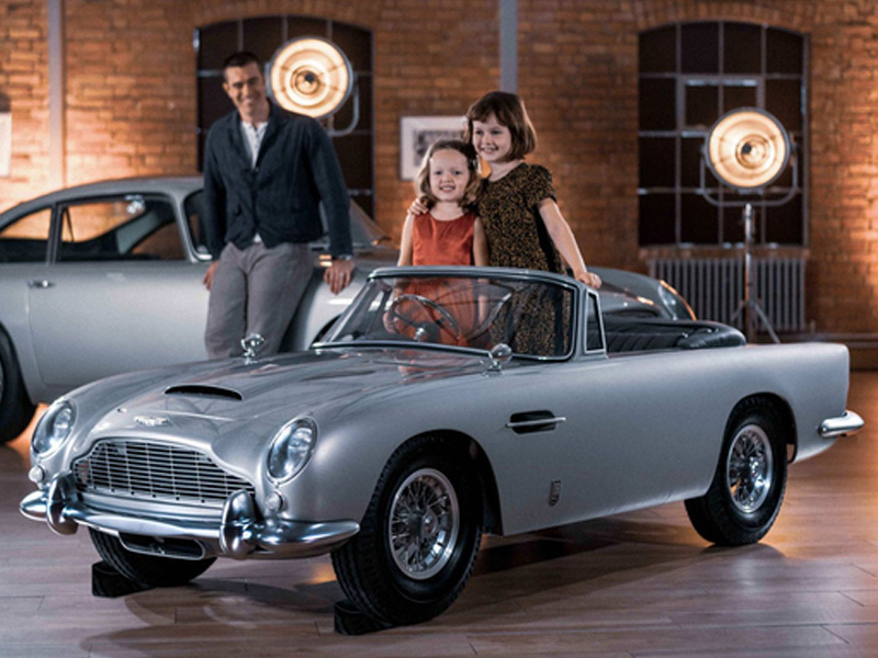 DB5 Junior – Mẫu xe điện đồ chơi đắt bằng một chiếc ô tô hạng sang