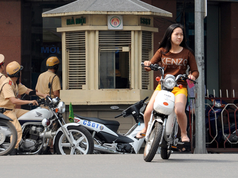 Đưa phương tiện xe đạp điện, xe máy điện vào diện quản lý