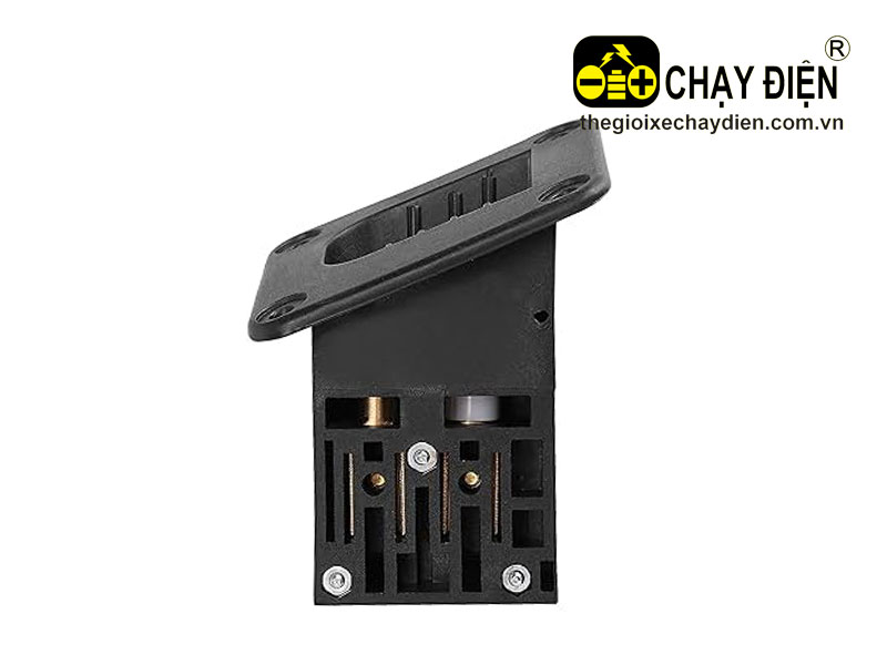 Giắc cái sạc xe điện chở khách du lịch