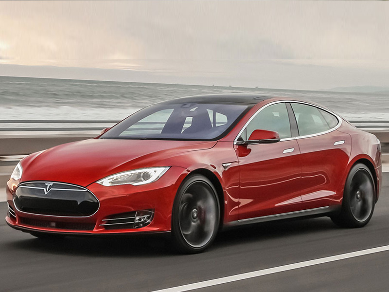 Tesla lập luận Model S vẫn là chiếc xe an toàn cho người dùng