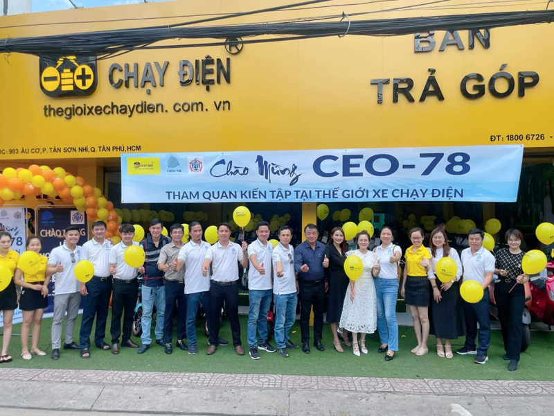 Lễ bế giảng kết hợp tham quan kiến tập tại Thế Giới Xe Chạy Điện của lớp CEO 78
