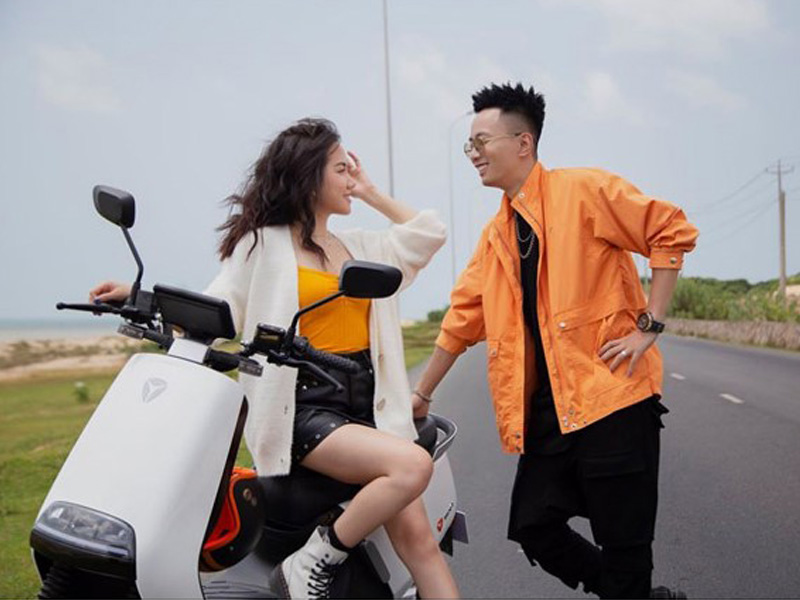 Mạng xã hội Việt nóng dần với xe máy điện của YADEA