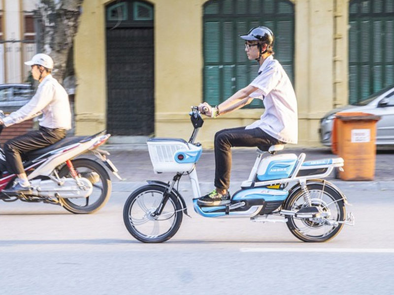 Những sai lầm phổ biến của bố mẹ khi mua xe đạp điện cho con Những sai lầm phổ biến của bố mẹ khi mua xe đạp điện cho con