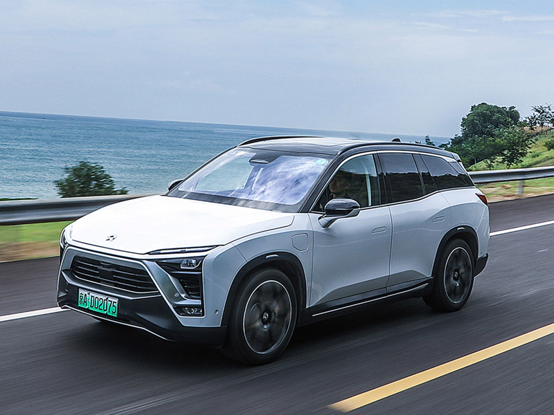 Nio sẵn sàng bước vào cuộc chiến không khoan nhượng với Tesla