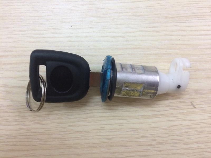 Hướng dẫn làm chìa khóa xe Vespa khi bị mất hoặc bị hỏng
