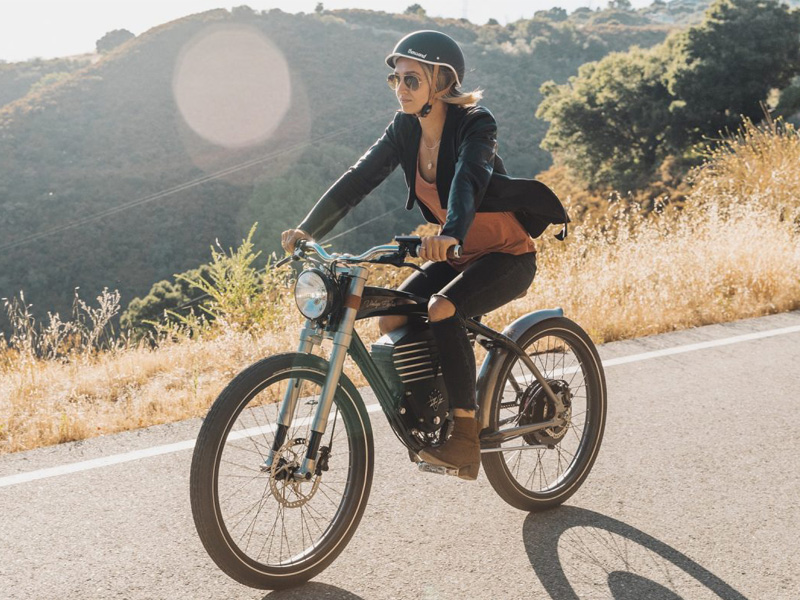 Roadster 2020 mới của Vintage Electric - chiếc xe máy điện cổ điển thú vị