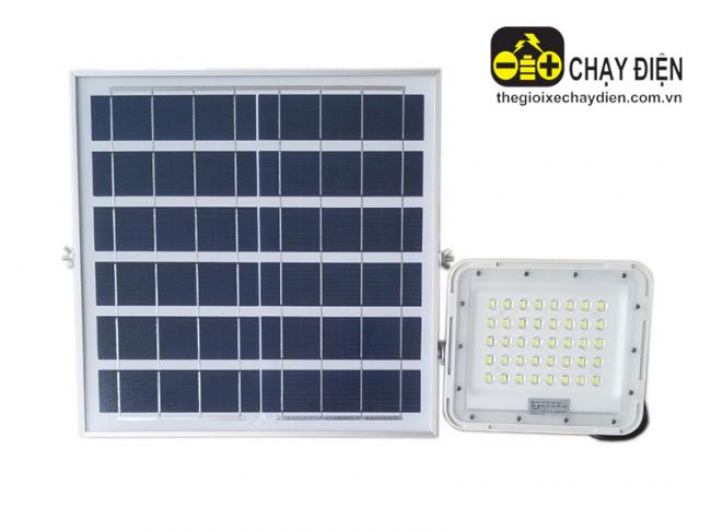 Đèn pha LED sạc điện năng lượng mặt trời GV-FL90 150W Xám