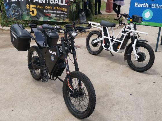 Độc đáo xe đạp điện phiên bản cảnh sát Delfast Top Cop
