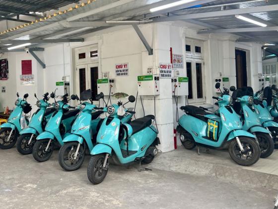 Những điều kiện và thủ tục để mở kinh doanh trạm sạc xe máy điện