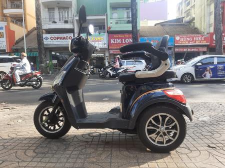 Xe 3 bánh có cốp sau cũ