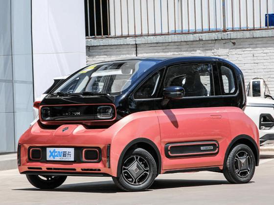 Xe điện Baojun E300 mới của Trung Quốc có giá chỉ từ 212 triệu đồng