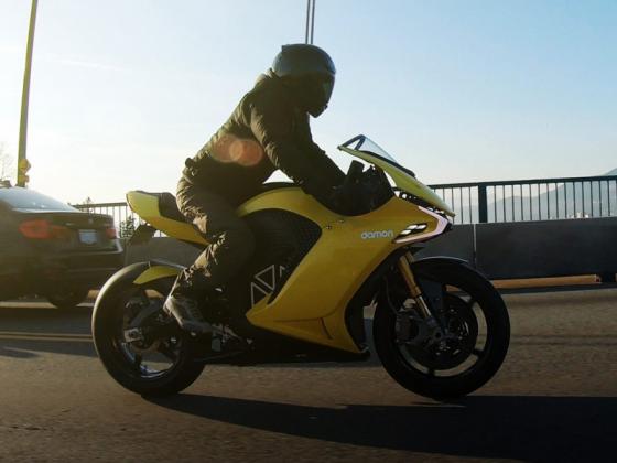 Xe máy điện sẽ an toàn và thoải mái hơn bởi Damon Motor Motorcycle