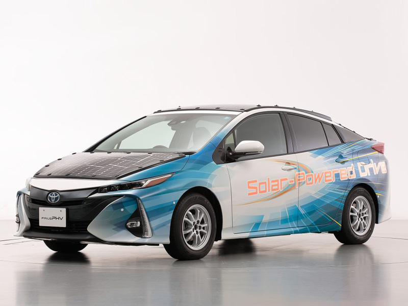 Toyota bắt đầu thử nghiệm năng lượng mặt trời hiệu quả cao cho xe ô tô điện