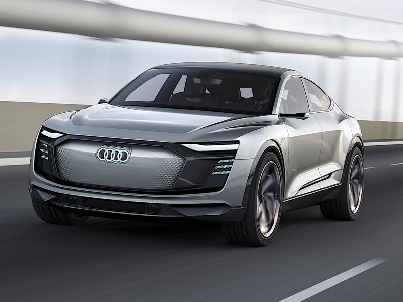 Trình làng xe điện E – tron, Audi thách thức Tesla