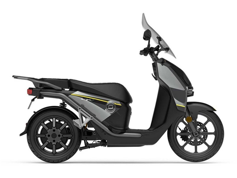 Trung Quốc vừa tung ra thị trường hãng xe máy điện Supers SOCO CPx với giá 6.000 USD