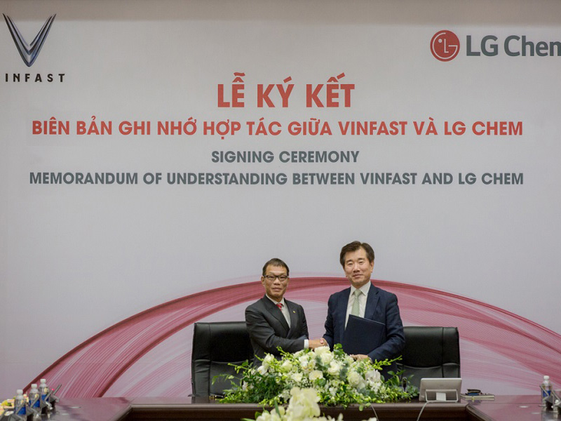 VinFast cùng LG Chem hợp tác sản xuất pin xe điện