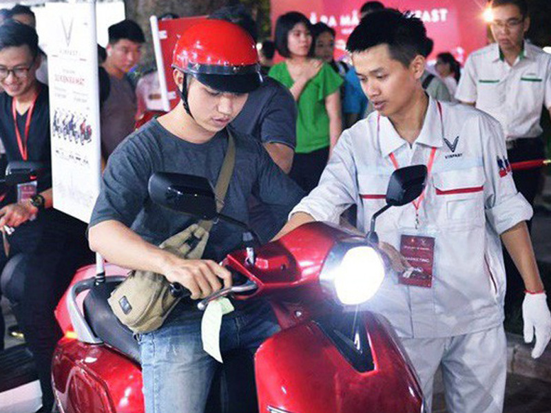 VinFast Klara hết sạch sau vài giờ mở bán