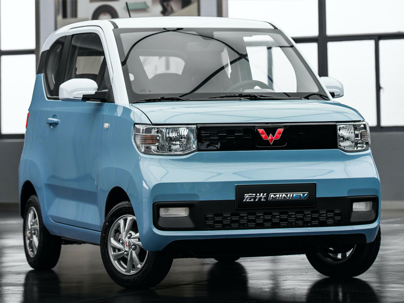 Xe điện Hongguang MINI EV của Wuling có giá chưa tới 100 triệu đồng
