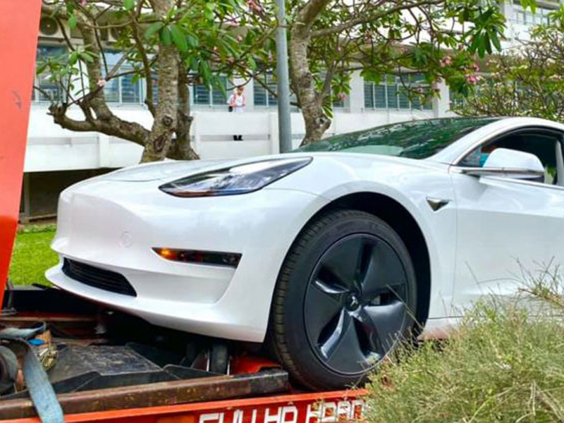 Xe điện Tesla Model 3 được Trường đại học TP.HCM mua về giảng dạy