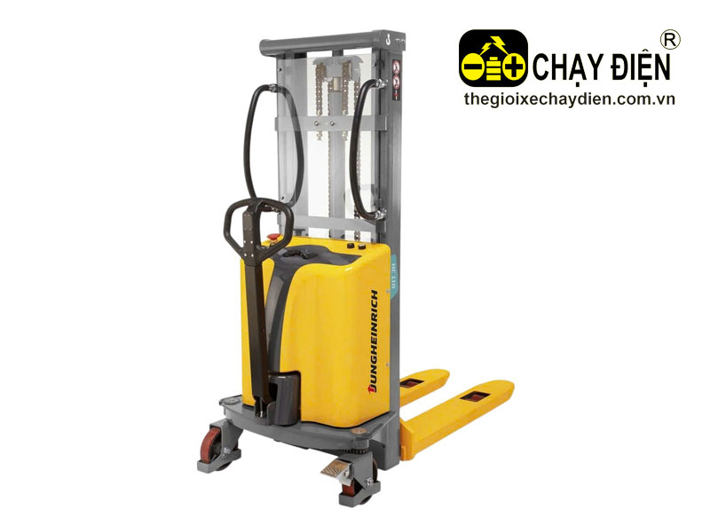 Xe nâng điện HC 110