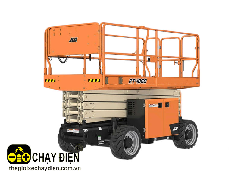 Xe nâng người cắt kéo JLG RT4069