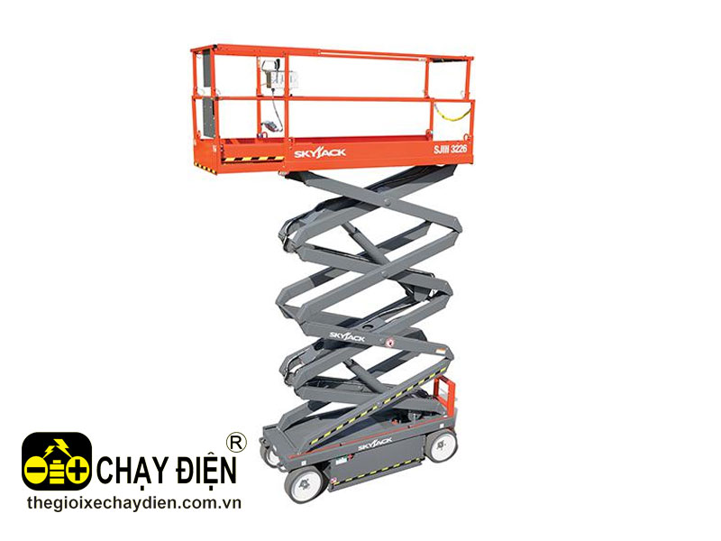 Xe nâng người cắt kéo Skyjack SJIII 3226
