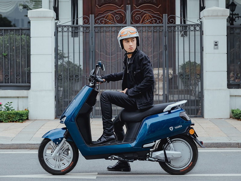 YADEA ra mắt xe máy điện BuyE có giá 22 triệu đồng to ngang Honda LEAD