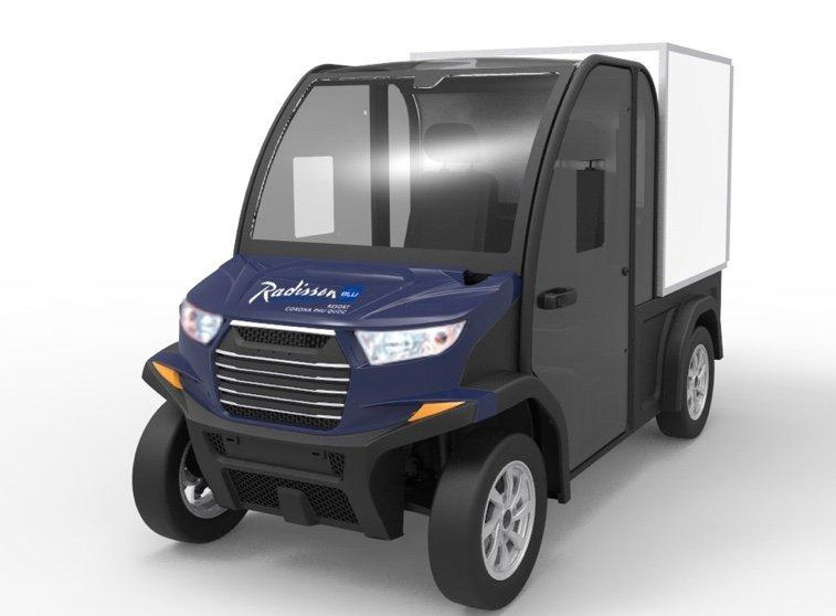 Xe tải điện – phương tiện vận chuyển hàng hóa trong khu Radisson Blu Resort