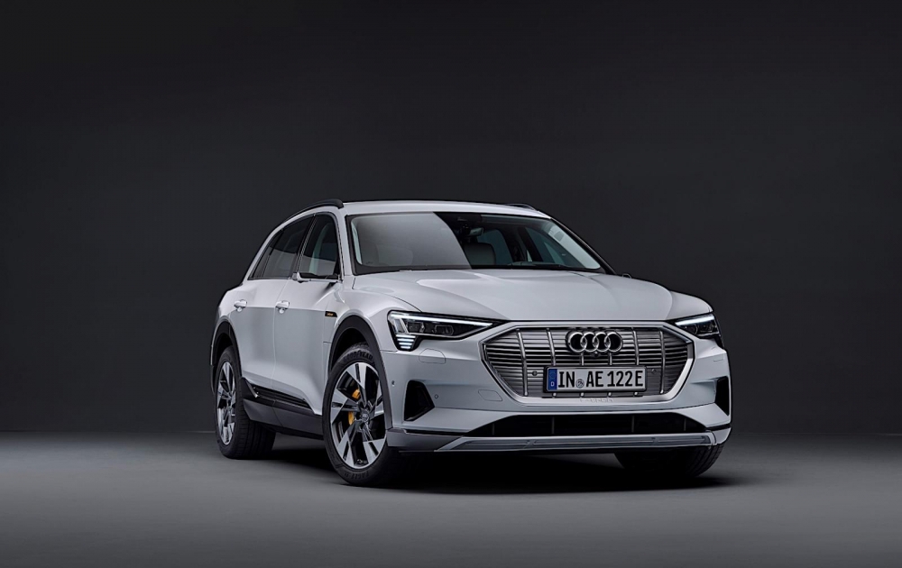 Audi e-tron phiên bản giá mềm mới được công bố