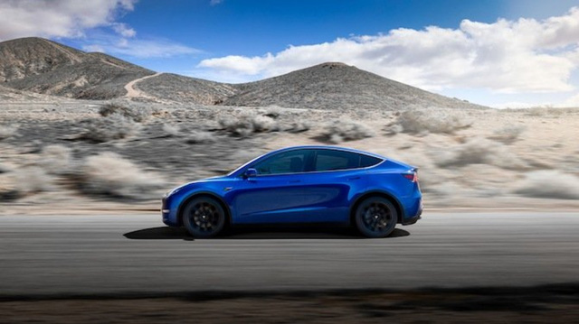 Tesla Model Y- có khả năng di chuyển trong phạm vi 300 dặm