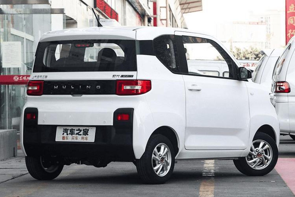 Hongguang MINI EV là chiếc xe có thiết kế bé nhỏ phù hợp dùng trong đô thị đông đúc