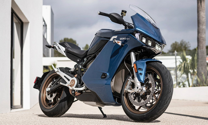 Xe môtô chạy điện Zero SR/S có công suất 110 mã lực