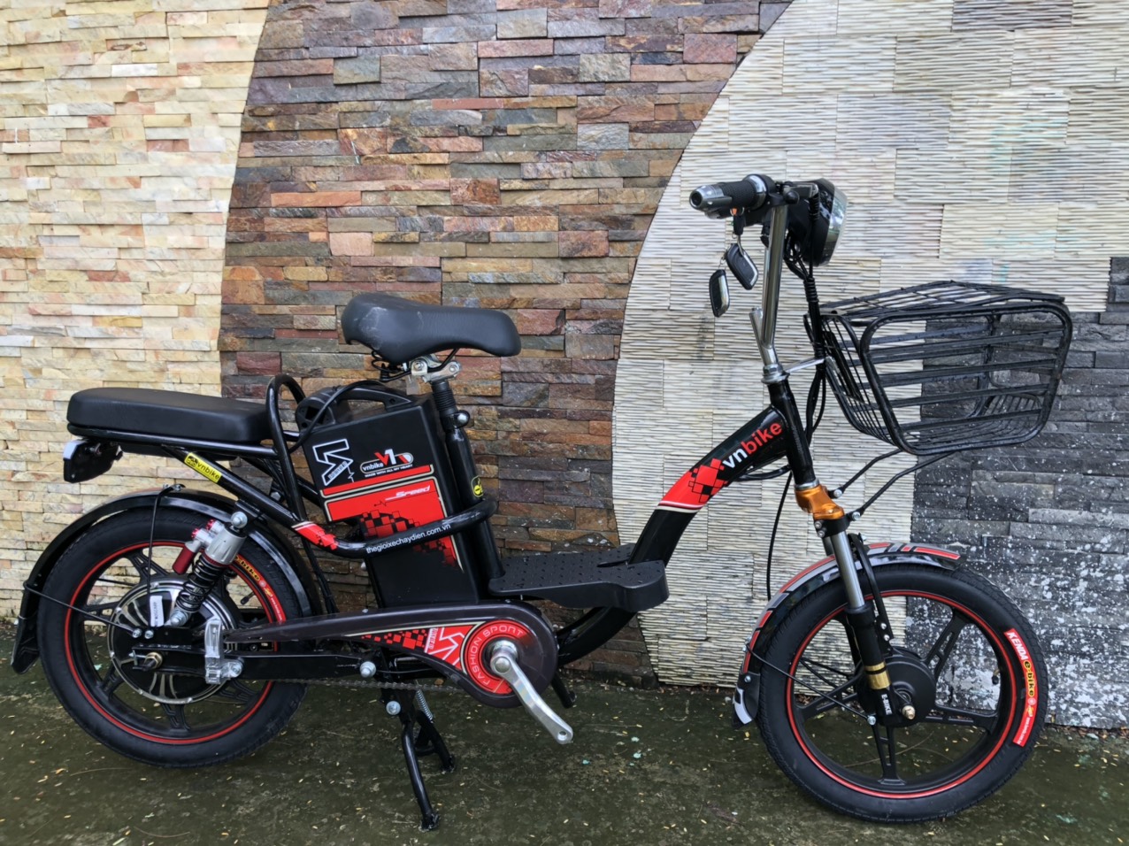Xe đạp điện Vnbike V1 18inh Plus sở thiết kế hiện đại
