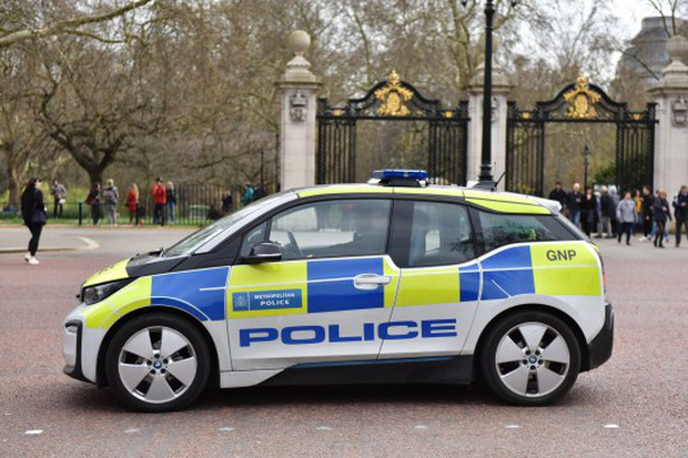 Mẫu xe cảnh sát BMW i3 tại Anh
