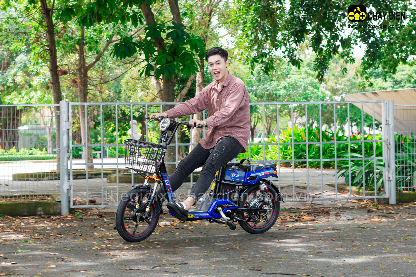 Xe đạp điện EV S3 trẻ trung, cá tính