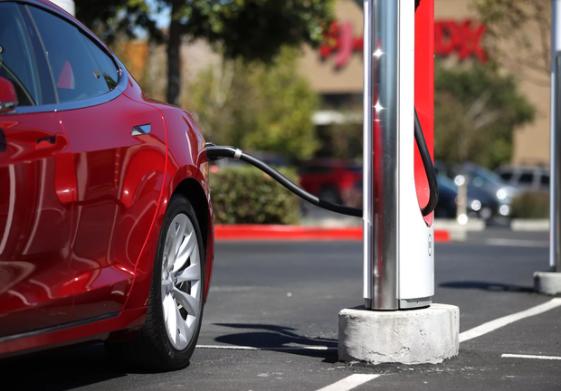 Quốc hội đã chính thức phê duyệt giảm thuế tiêu thụ đặc biệt cho ô tô điện từ ngày 1/3