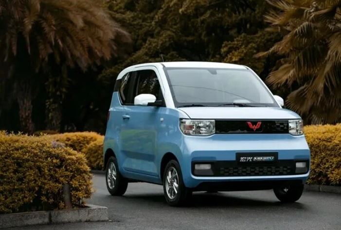 Wuling Hongguang Mini EV là mẫu xe sở hữu kích thước dài x rộng x cao lần lượt là 2.921 x 1.499 x 1.626 mm