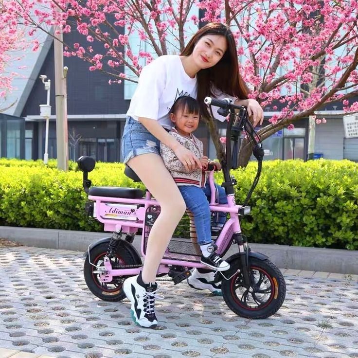 Phụ nữ mang thai hoặc nuôi con nhỏ Phụ nữ mang thai hoặc nuôi con nhỏ