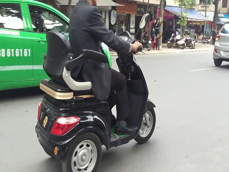 Bán xe điện 3 bánh 2 chỗ ngồi tại Bình Dương