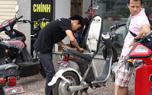 Sửa chữa xe đạp điện không vào điện