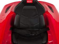 Ghế Ô tô điện Rastar Ferrari F12 có tựa lưng và dây an toàn